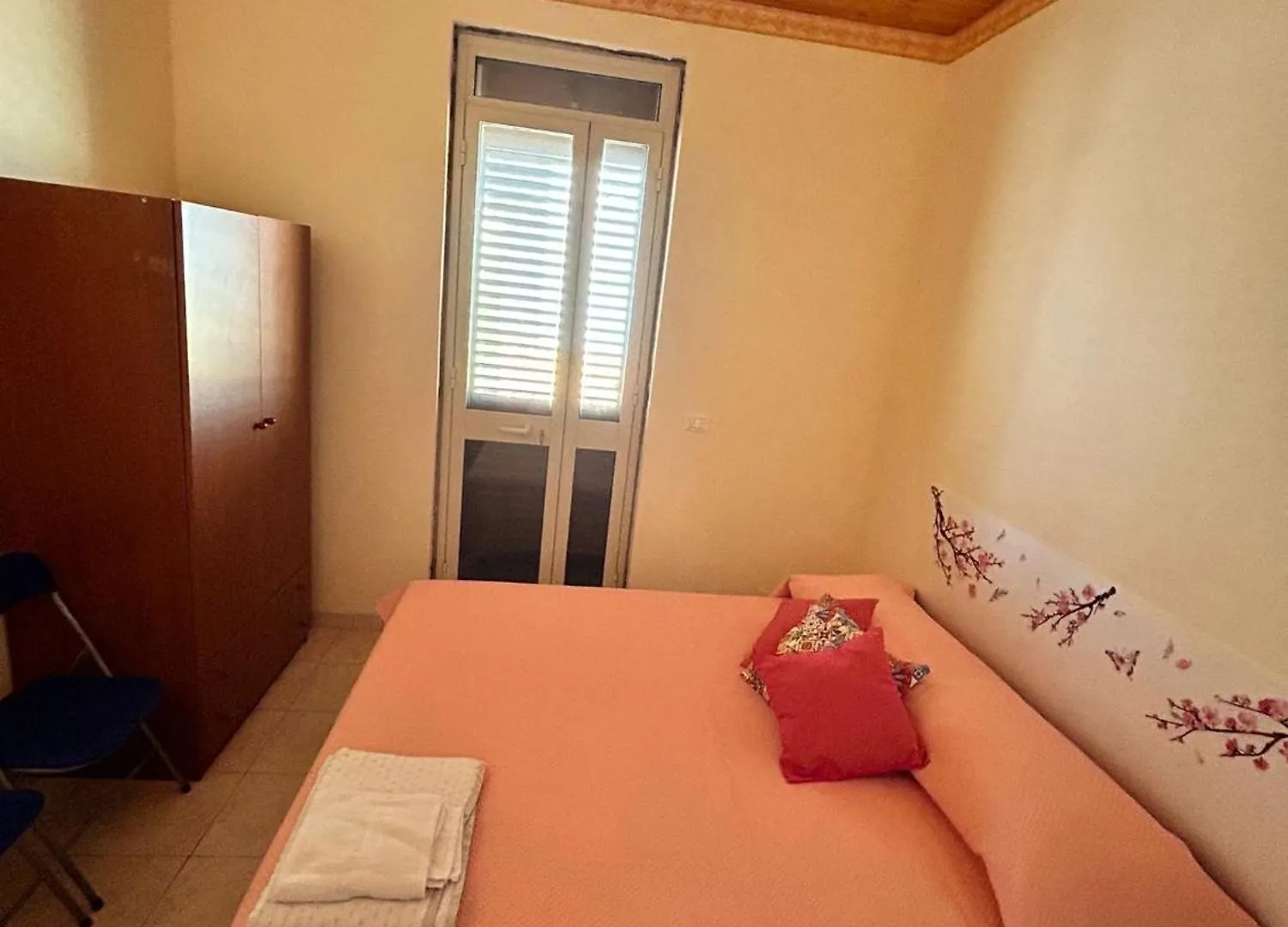 Appartamento Anthony House Agnone Bagni 0*,